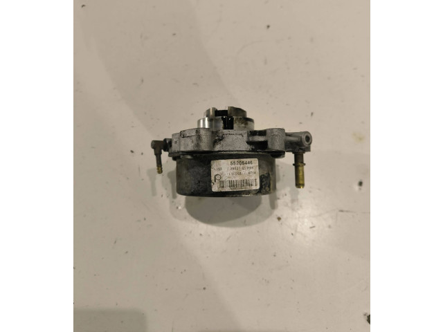 Вакуумный насос    55205446, A29023030106   Opel Insignia A