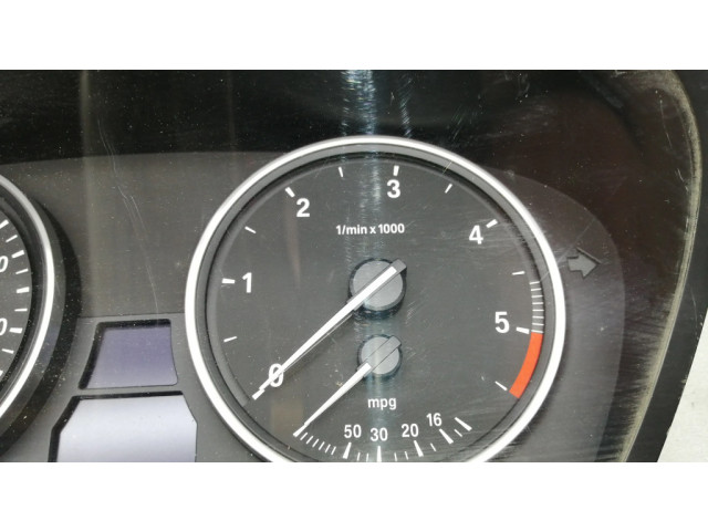 Панель приборов    BMW X5 E70       