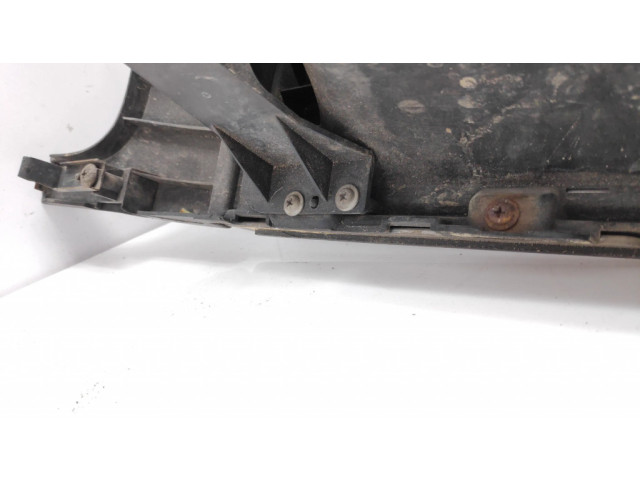 Передняя решётка Nissan Pathfinder R50 1996-2005 года