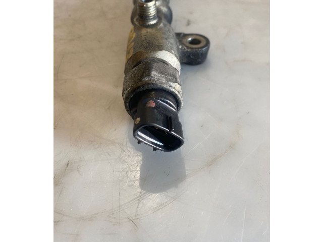 Топливная рампа 8945871010, 71010   Toyota Corolla Verso AR10  