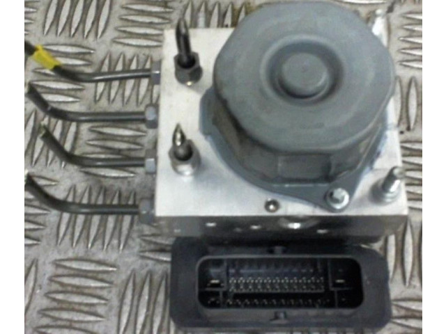 Блок АБС 476606853R Renault Clio IV 2012 - года