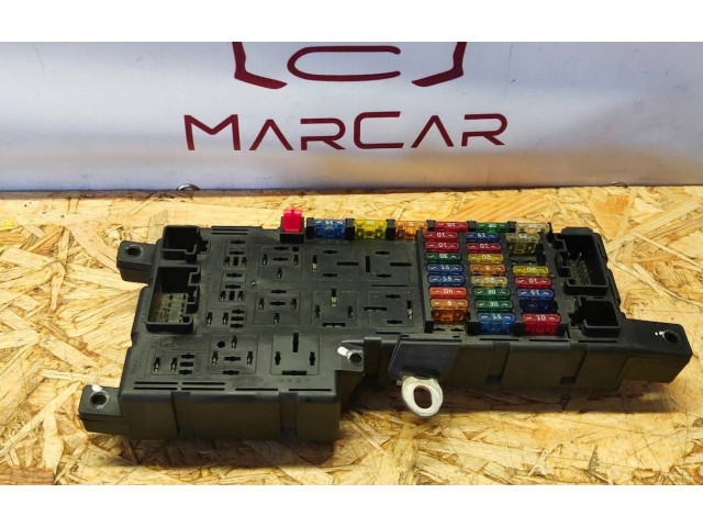 Блок предохранителей 518827019, 518827019   Volvo XC90    