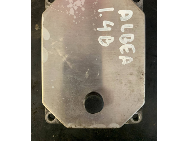 Блок управления двигателем Блок управления 51779527, 6160134300 Fiat Albea