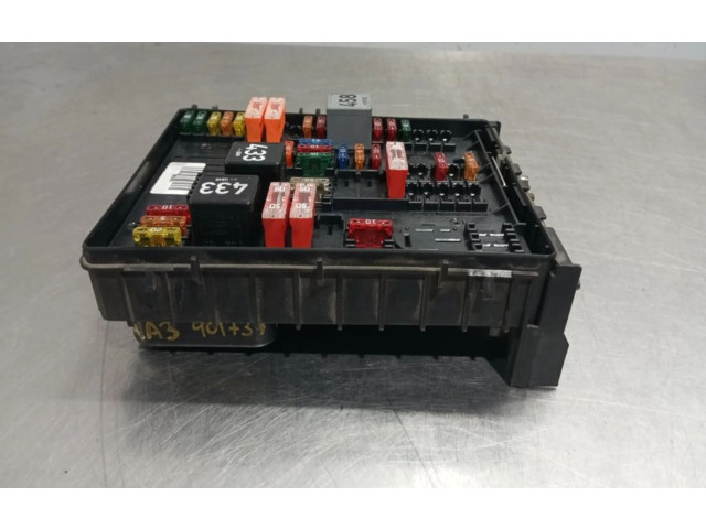 Блок предохранителей 1K0937124H Audi A3 S3 8P