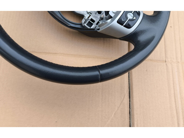 Volant Toyota Yaris 2010 305460899FKAD