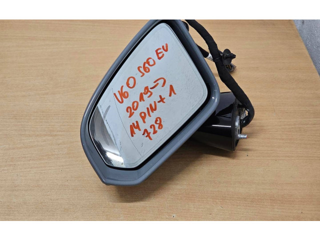 Зеркало электрическое        Volvo V60  2018 -  года   