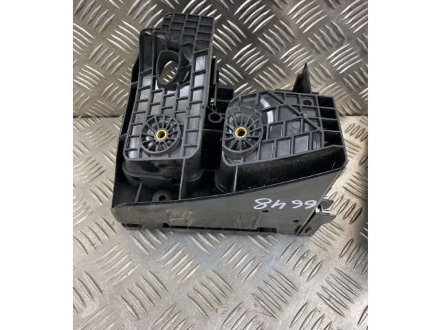 Pojistková skříňka 3C0971249 Volkswagen PASSAT 2010