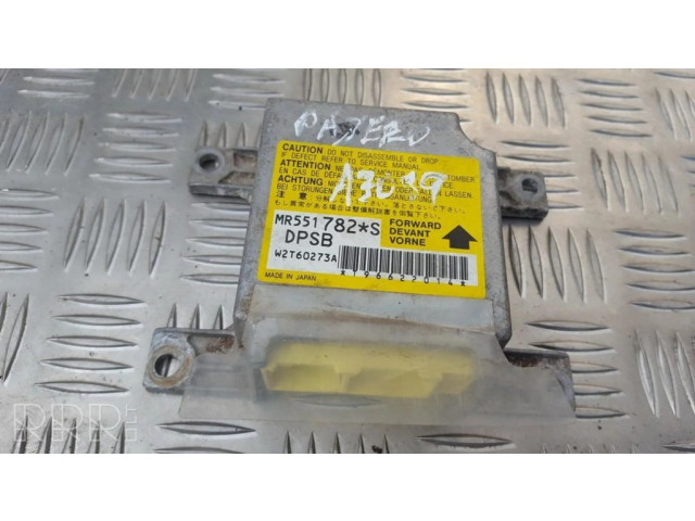 Блок подушек безопасности MR551782, W2T60273A Mitsubishi Pajero