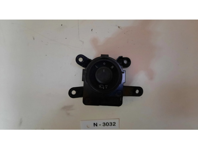 Включатель зеркал