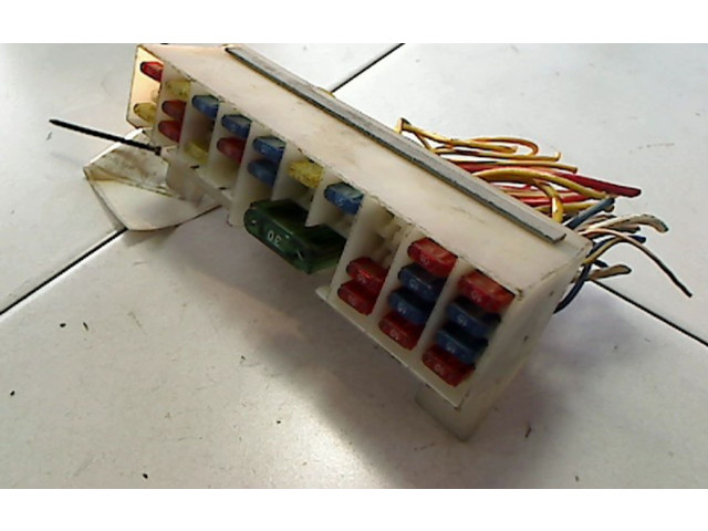 Pojistková skříňka Renault Twngo I 1998