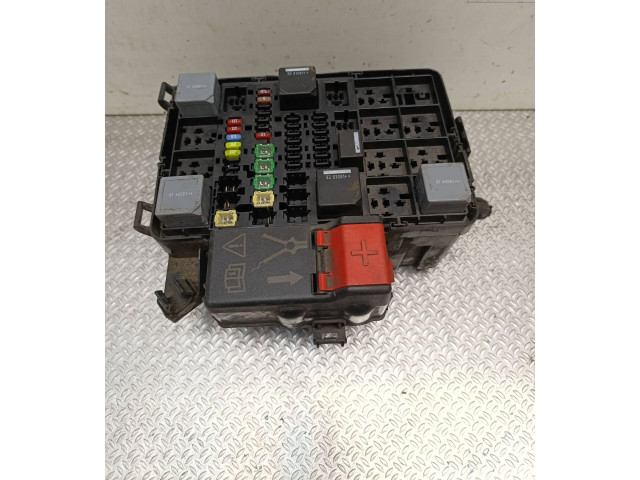 Блок предохранителей Bk2T14A175AA, JK2T9K499D Ford Transit Custom