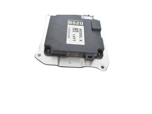 Turbodmychadlo Блок управления дверью 103722200E   Tesla Model X   L2S