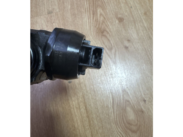 Vstřikovač 0414720313, 038130073BN Volkswagen Caddy