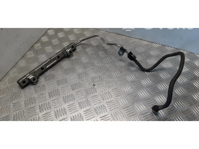 Топливная рампа    Toyota Prius+ (ZVW40) 1.8  для двигателя X2ZRW20