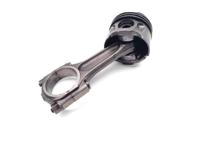 Поршень с шатуном RHR   Peugeot 407