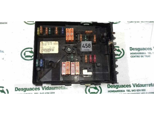 Блок предохранителей 1K0937125   Volkswagen Jetta IV    