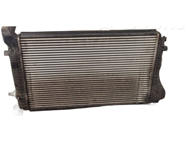 Интеркулер 1K0145928D, PA66GF30 Skoda Octavia Mk2 (1Z)