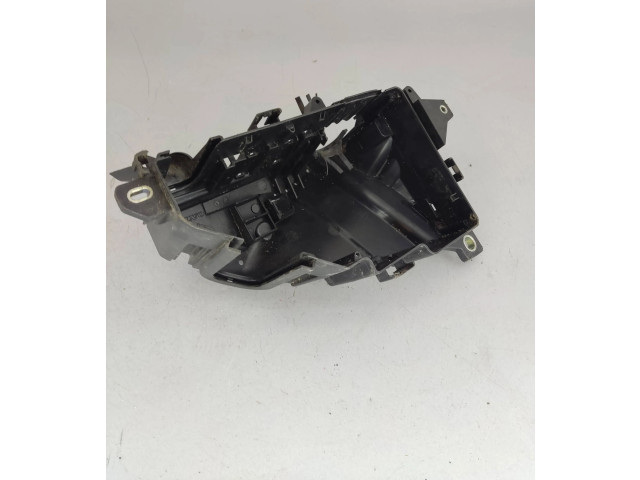 Блок предохранителей  31398000, 31409279   Volvo XC90    