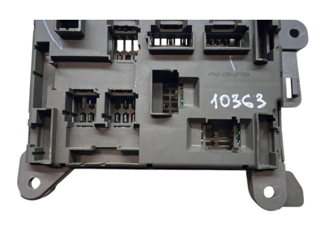 Pojistková skříňka 6931687 BMW X6 E71 2011