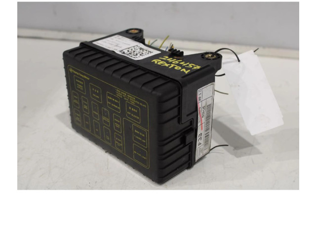 Блок предохранителей 08E6092   SsangYong Rexton    