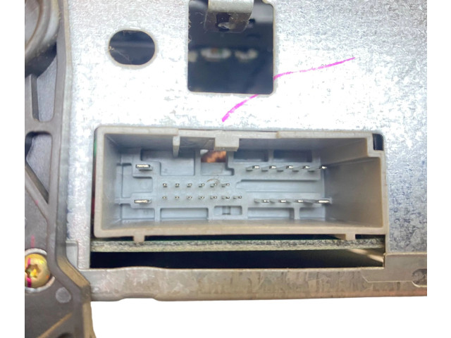 Радио/ проигрыватель CD/DVD / навигация Ford Fusion 2002 - 2005 года