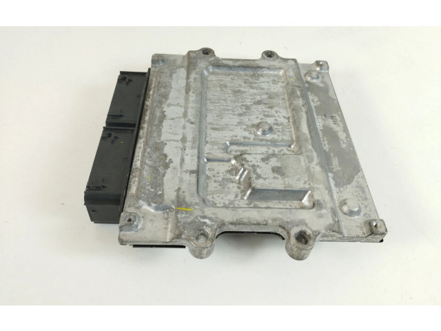 Блок управления двигателя 32242005, D5E1C   Volvo XC60