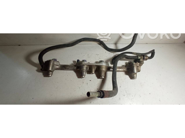 Топливная рампа 95WF9D280BA Ford Galaxy для двигателя -