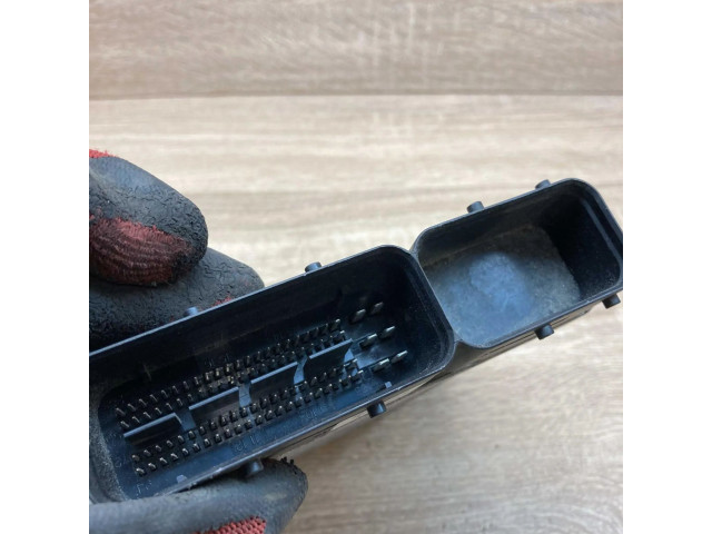 Блок управления двигателем Блок управления 3911025071, NFD5K4C02A   Hyundai Sonata