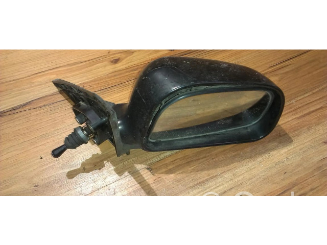 Зеркало электрическое правое Mitsubishi Colt 1992-1996 года