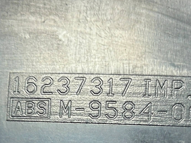 Панель приборов 16250085, 16251720 Chevrolet Astro