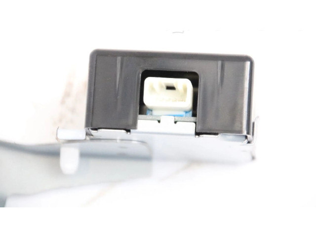 Vstřikovací lišta Toyota Corolla E110