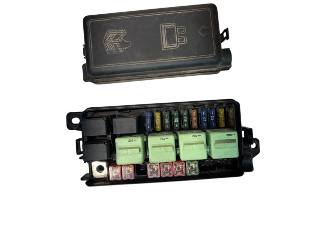 Pojistková skříňka 148079008 Mini Cooper Hatch Hardtop 2002