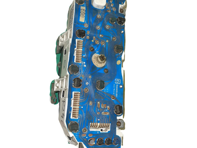 Přístrojová deska Mazda 323 F 1991