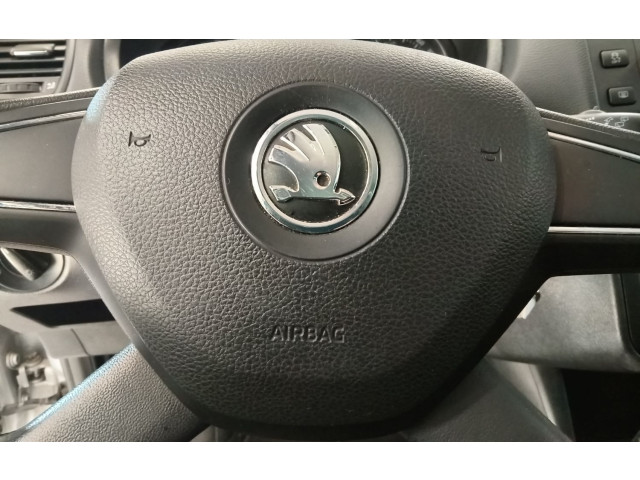 Подушка безопасности пассажира 5E0880201   Skoda Fabia Mk2 (5J)