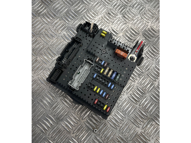Блок предохранителей 30786646, 28080156 Volvo XC90