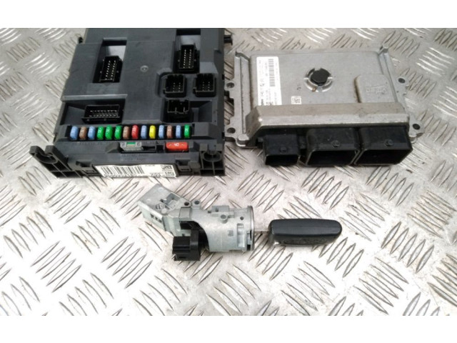 Блок управления двигателя 1612811380   Citroen C3
