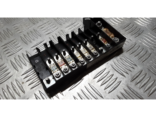 Pojistková skříňka 7E6970187AQ Volkswagen Transporter - Caravelle T5 2013