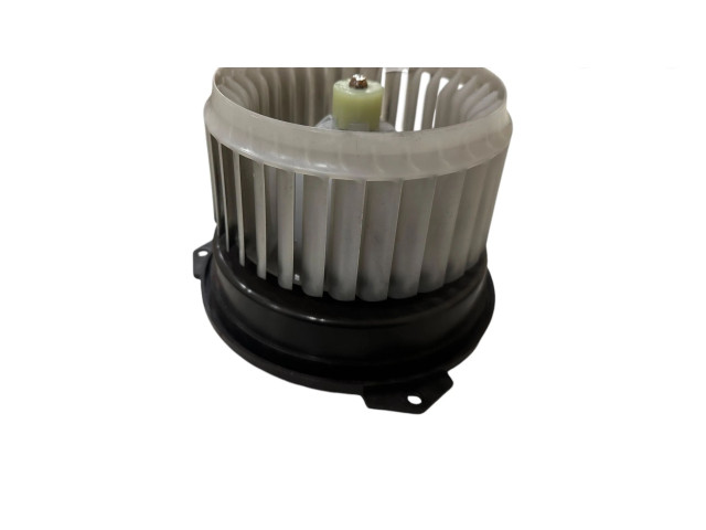 Вентилятор печки       Peugeot iOn