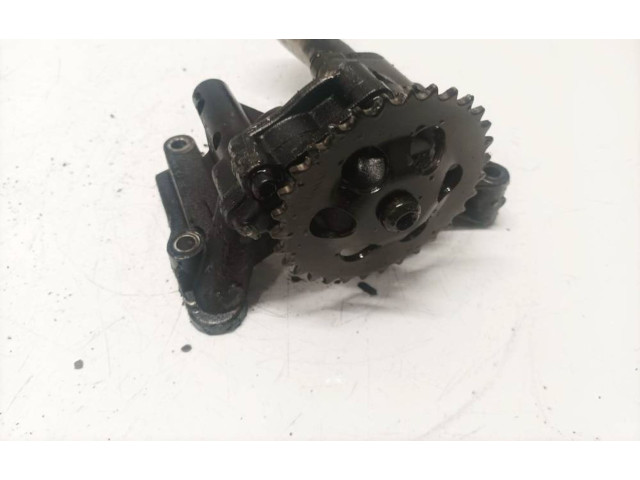 Масляный насос 06a115121 Skoda Fabia Mk1 (6Y)