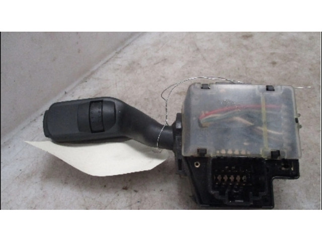 Ручка стеклоочистителей 1318862 Ford Focus C-MAX