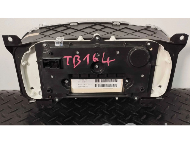 Панель приборов 1346856   Hummer H3       