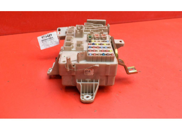 Блок предохранителей 82730-33230, 82730-33230 Austin Maestro