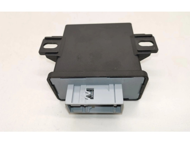 Блок управления двигателя 8X0907357E Audi Q3 8U