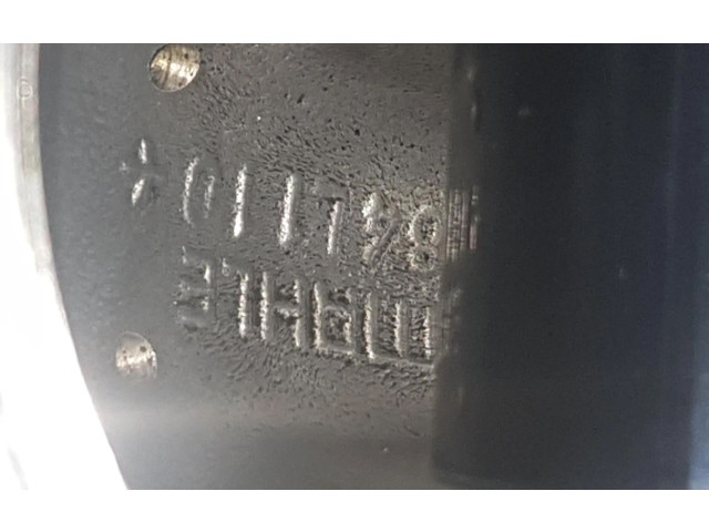 Píst 11257812585 BMW 5 F10 F11 pro naftový motor 3.0