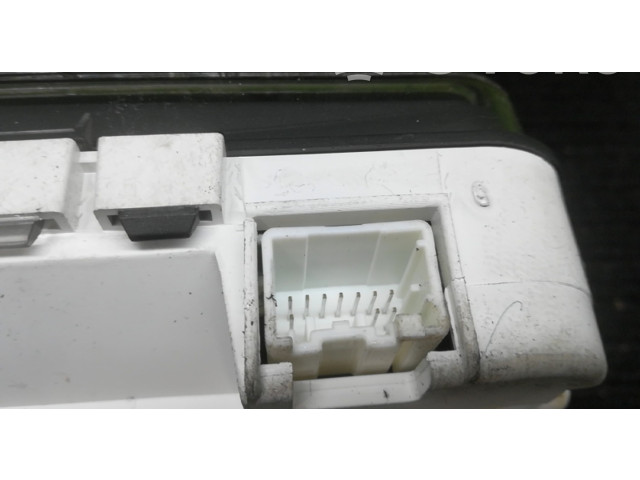 Панель приборов 30710071   Volvo C30       