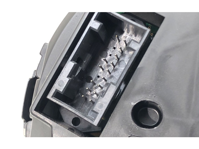 Панель приборов 5E0920860B Skoda Octavia Mk3 (5E)