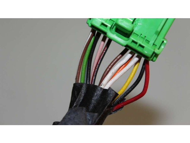 Зеркало электрическое        Volvo V70  2000 - 2004 года   