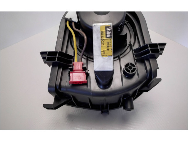 Вентилятор печки 1H1820021, 833658D Volkswagen Golf III