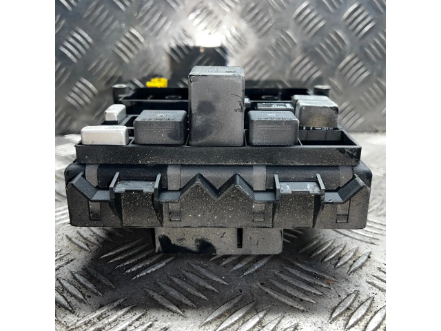 Блок предохранителей P56038406AM Jeep Grand Cherokee (WJ)