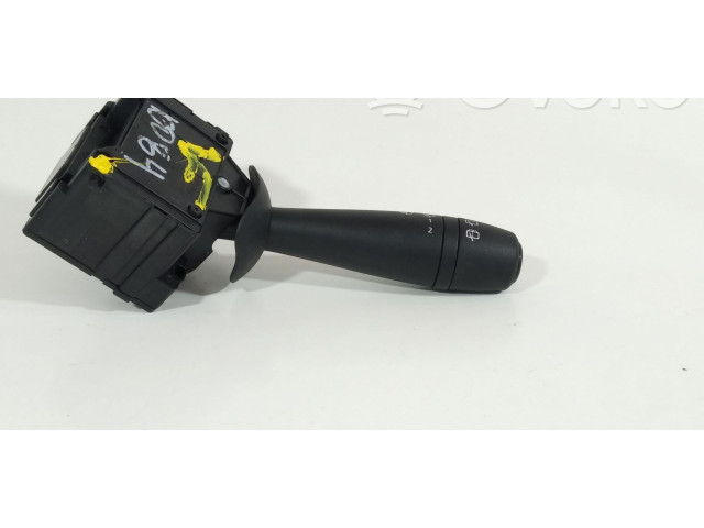 Ручка стеклоочистителей 8201168008   Dacia Logan II